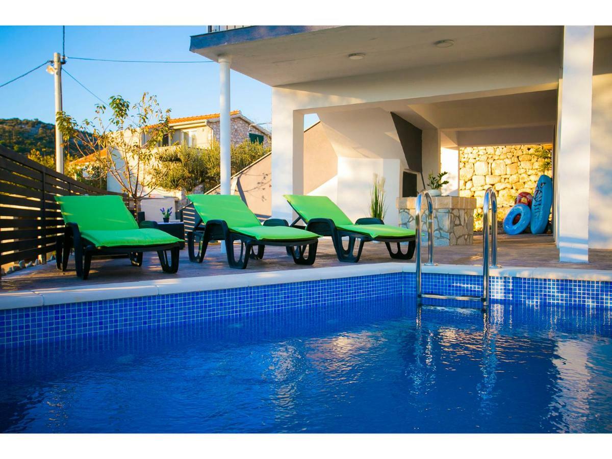 Villa Croatia Sea View With Heated Pool Vinisce Exterior photo