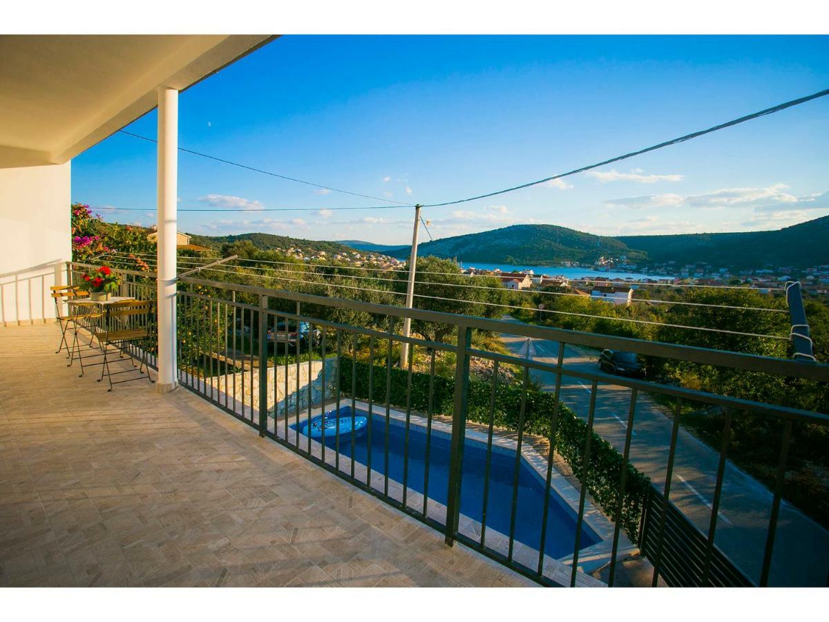 Villa Croatia Sea View With Heated Pool Vinisce Exterior photo